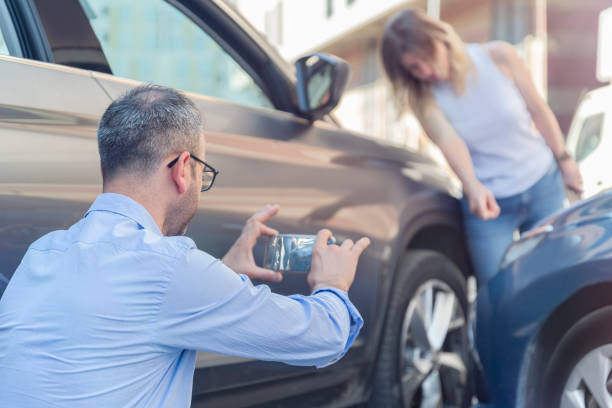 Professional Commercial Auto Insurance technician working in Finderne, NJ